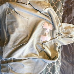UnderArmour hoodie